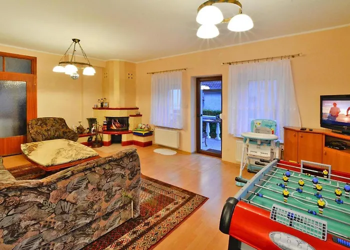 Сasa de vacaciones Comfortable Lakeside House, Private Garden *