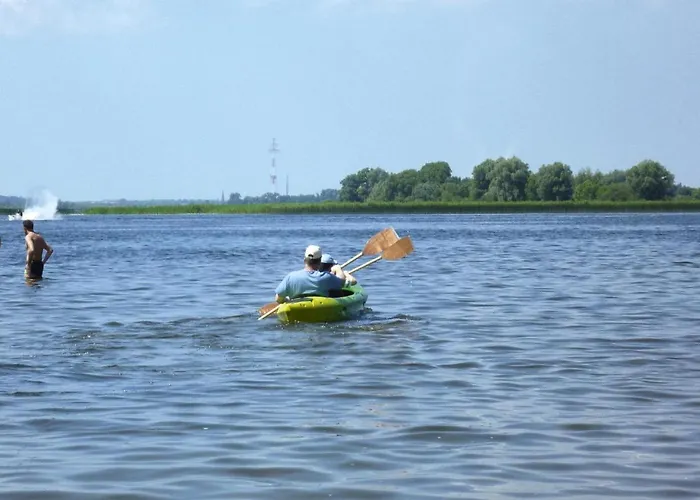 Сasa de vacaciones Comfortable Lakeside House, Private Garden